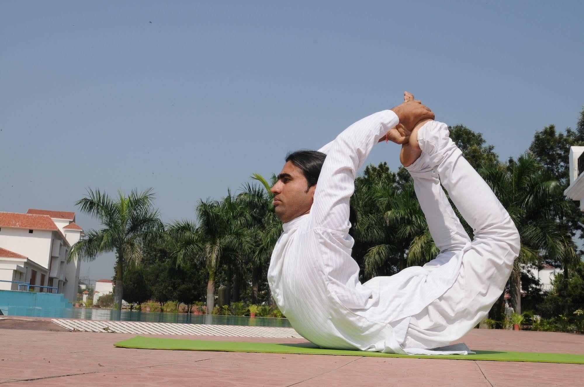 Naturoville Ayurvedic And Yoga Retreat Hotel Rishīkesh Eksteriør billede